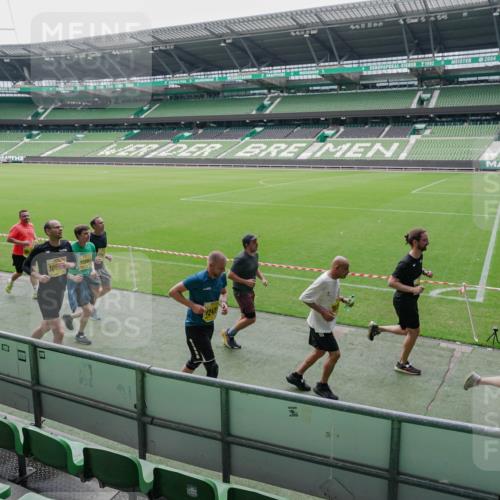 13.09.2026 - 21. swb-Marathon Bremen Michael Burmester http://msf.ph/oto/10488701 13.09.2026 10:32:53 Laufen im Stadion 10067, 10078, 10166, 10184, 10203, 10211, 10226, 10236, 10243, 10246, 10249, 10255, 10256, 10300, 10322, 10365, 10372, 10374, 10379, 10383, 10394, 10408, 10410, 10423, 10443, 10486, 10494, 10503, 10517, 10518, 10529, 10530, 10540, 10543, 10550, 10555, 10565, 10578, 10589, 10608, 10610, 10631, 10646, 10670, 10673, 10675, 10687, 10690, 10703, 10704, 10707, 10721, 10725, 10728, 10745, 10749, 10750, 10771, 10788, 10794, 10809 meine-sportfotos.de