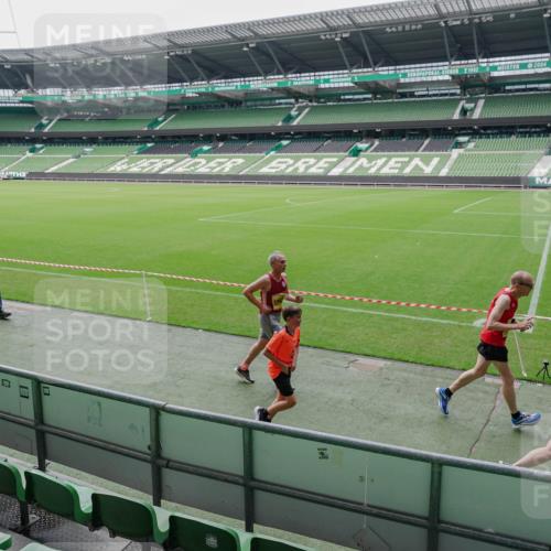 13.09.2026 - 21. swb-Marathon Bremen Michael Burmester http://msf.ph/oto/10488706 13.09.2026 10:32:59 Laufen im Stadion 10018, 10067, 10078, 10166, 10184, 10203, 10211, 10226, 10236, 10243, 10246, 10249, 10255, 10256, 10297, 10300, 10322, 10365, 10372, 10374, 10379, 10383, 10394, 10408, 10410, 10423, 10428, 10443, 10486, 10494, 10503, 10517, 10518, 10529, 10530, 10540, 10543, 10550, 10565, 10578, 10608, 10631, 10646, 10670, 10673, 10675, 10687, 10690, 10703, 10704, 10707, 10721, 10725, 10728, 10745, 10749, 10750, 10771, 10787, 10788, 10794, 10809 meine-sportfotos.de