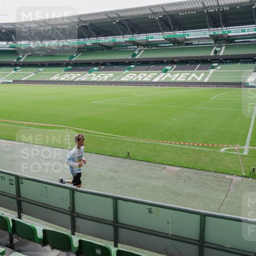 13.09.2026 - 21. swb-Marathon Bremen Michael Burmester http://msf.ph/oto/10488730 13.09.2026 10:33:40 Laufen im Stadion 10018, 10067, 10078, 10166, 10177, 10184, 10203, 10211, 10226, 10236, 10240, 10243, 10249, 10254, 10256, 10297, 10300, 10322, 10355, 10356, 10365, 10372, 10374, 10379, 10383, 10394, 10408, 10410, 10415, 10423, 10428, 10460, 10486, 10494, 10530, 10550, 10565, 10578, 10604, 10668, 10670, 10673, 10675, 10687, 10690, 10691, 10699, 10700, 10707, 10721, 10728, 10745, 10749, 10750, 10771, 10772, 10787, 10788, 10794, 10809, 10828, 10857, 10867, 10914, 11126 meine-sportfotos.de