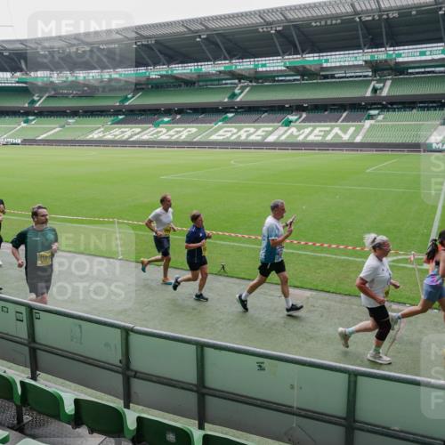 13.09.2026 - 21. swb-Marathon Bremen Michael Burmester http://msf.ph/oto/10488734 13.09.2026 10:33:45 Laufen im Stadion 10018, 10067, 10078, 10166, 10177, 10184, 10203, 10211, 10226, 10236, 10240, 10243, 10249, 10254, 10256, 10297, 10300, 10322, 10355, 10356, 10365, 10372, 10374, 10379, 10383, 10394, 10408, 10415, 10423, 10428, 10460, 10486, 10494, 10530, 10550, 10565, 10578, 10604, 10668, 10669, 10670, 10673, 10675, 10687, 10691, 10699, 10700, 10707, 10721, 10728, 10745, 10749, 10750, 10771, 10772, 10787, 10788, 10794, 10809, 10828, 10857, 10867, 10914, 11126, 11343 meine-sportfotos.de