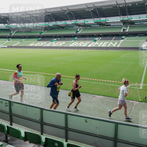 13.09.2026 - 21. swb-Marathon Bremen Michael Burmester http://msf.ph/oto/10488759 13.09.2026 10:34:17 Laufen im Stadion 10018, 10067, 10078, 10147, 10157, 10166, 10177, 10184, 10185, 10211, 10236, 10240, 10254, 10297, 10300, 10355, 10356, 10367, 10368, 10369, 10374, 10379, 10383, 10394, 10408, 10415, 10423, 10428, 10460, 10485, 10494, 10530, 10559, 10578, 10604, 10639, 10668, 10669, 10673, 10677, 10687, 10691, 10699, 10700, 10728, 10745, 10749, 10750, 10772, 10787, 10788, 10794, 10809, 10828, 10857, 10867, 10914, 10928, 11126, 11162, 11343, 11803, 10146, 10222, 10626 meine-sportfotos.de
