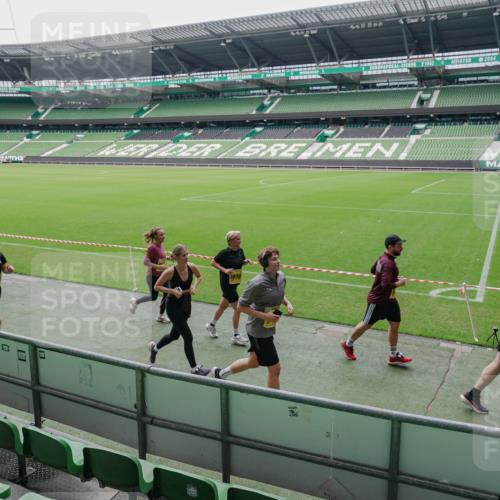 13.09.2026 - 21. swb-Marathon Bremen Michael Burmester http://msf.ph/oto/10488867 13.09.2026 10:36:15 Laufen im Stadion 10092, 10093, 10144, 10152, 10153, 10154, 10157, 10160, 10173, 10175, 10181, 10182, 10185, 10186, 10187, 10195, 10198, 10237, 10245, 10251, 10257, 10263, 10272, 10275, 10278, 10291, 10296, 10306, 10309, 10331, 10332, 10338, 10357, 10377, 10382, 10390, 10403, 10409, 10411, 10420, 10427, 10429, 10439, 10473, 10477, 10481, 10492, 10497, 10500, 10528, 10531, 10560, 10569, 10607, 10613, 10617, 10633, 10636, 10647, 10648, 10659, 10671, 10672, 10677, 10715 meine-sportfotos.de