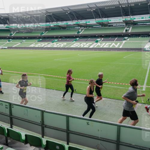 13.09.2026 - 21. swb-Marathon Bremen Michael Burmester http://msf.ph/oto/10488868 13.09.2026 10:36:16 Laufen im Stadion 10092, 10093, 10144, 10152, 10153, 10154, 10157, 10160, 10173, 10175, 10181, 10182, 10185, 10186, 10187, 10195, 10198, 10237, 10245, 10251, 10257, 10263, 10272, 10275, 10278, 10291, 10296, 10306, 10309, 10327, 10331, 10332, 10338, 10357, 10377, 10382, 10390, 10403, 10409, 10411, 10420, 10427, 10429, 10439, 10473, 10477, 10481, 10492, 10497, 10500, 10528, 10531, 10560, 10569, 10607, 10613, 10617, 10633, 10636, 10647, 10648, 10659, 10671, 10672, 10677, 10715 meine-sportfotos.de