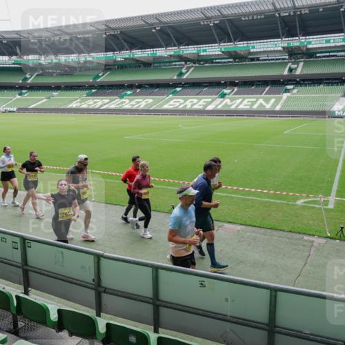 13.09.2026 - 21. swb-Marathon Bremen Michael Burmester http://msf.ph/oto/10488919 13.09.2026 10:37:10 Laufen im Stadion 10090, 10091, 10092, 10150, 10152, 10153, 10154, 10160, 10186, 10187, 10198, 10237, 10251, 10257, 10263, 10272, 10273, 10274, 10275, 10278, 10283, 10291, 10296, 10306, 10315, 10323, 10327, 10331, 10332, 10338, 10357, 10375, 10376, 10382, 10390, 10403, 10409, 10411, 10420, 10429, 10432, 10439, 10444, 10473, 10481, 10488, 10497, 10500, 10516, 10531, 10560, 10569, 10598, 10607, 10613, 10633, 10647, 10648, 10654, 10659, 10663, 10671, 10672, 10674 meine-sportfotos.de