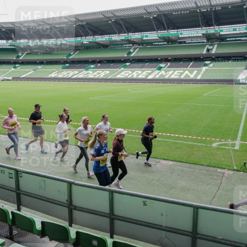 13.09.2026 - 21. swb-Marathon Bremen Michael Burmester http://msf.ph/oto/10488945 13.09.2026 10:37:43 Laufen im Stadion 10090, 10091, 10092, 10150, 10153, 10154, 10160, 10168, 10186, 10190, 10198, 10205, 10237, 10251, 10257, 10273, 10274, 10278, 10283, 10296, 10305, 10315, 10323, 10327, 10331, 10332, 10338, 10370, 10375, 10376, 10390, 10403, 10411, 10429, 10432, 10444, 10465, 10488, 10497, 10500, 10516, 10531, 10569, 10598, 10607, 10613, 10633, 10645, 10647, 10648, 10654, 10659, 10661, 10663, 10674, 10681, 10682, 10695, 10697, 10802, 10823 meine-sportfotos.de