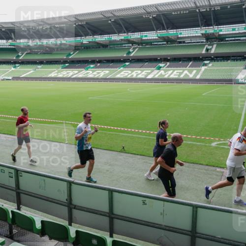 13.09.2026 - 21. swb-Marathon Bremen Michael Burmester http://msf.ph/oto/10488971 13.09.2026 10:38:06 Laufen im Stadion 10090, 10091, 10092, 10150, 10153, 10154, 10168, 10186, 10188, 10190, 10198, 10205, 10237, 10257, 10259, 10260, 10273, 10274, 10283, 10296, 10305, 10315, 10323, 10327, 10331, 10332, 10370, 10375, 10376, 10432, 10444, 10465, 10488, 10497, 10500, 10516, 10526, 10598, 10613, 10633, 10645, 10647, 10648, 10654, 10659, 10661, 10663, 10674, 10681, 10682, 10695, 10697, 10802, 10823 meine-sportfotos.de