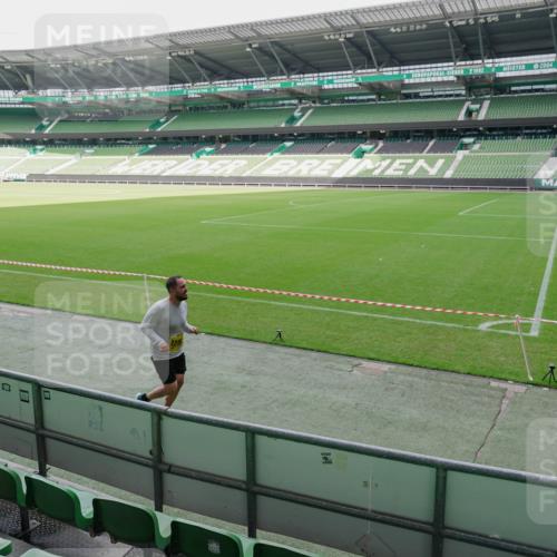 13.09.2026 - 21. swb-Marathon Bremen Michael Burmester http://msf.ph/oto/10489039 13.09.2026 10:39:17 Laufen im Stadion 10135, 10138, 10139, 10168, 10188, 10190, 10204, 10205, 10217, 10229, 10234, 10238, 10259, 10260, 10279, 10280, 10305, 10314, 10360, 10363, 10364, 10370, 10375, 10376, 10378, 10386, 10404, 10432, 10457, 10465, 10469, 10484, 10493, 10501, 10505, 10510, 10511, 10526, 10556, 10576, 10580, 10595, 10599, 10609, 10616, 10619, 10630, 10645, 10653, 10654, 10660, 10661, 10662, 10664, 10681, 10682, 10686, 10695, 10697, 10712, 10737, 10743, 10802, 10823 meine-sportfotos.de