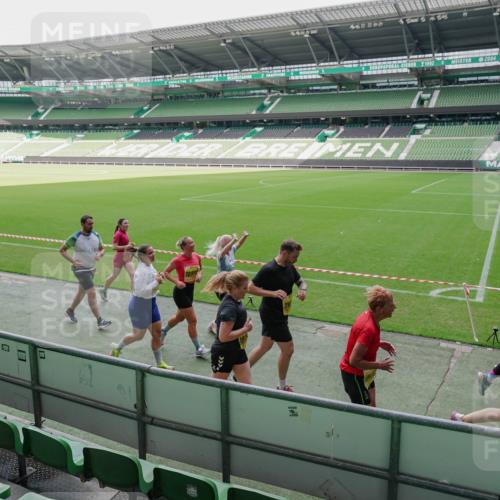 13.09.2026 - 21. swb-Marathon Bremen Michael Burmester http://msf.ph/oto/10489053 13.09.2026 10:39:32 Laufen im Stadion 10135, 10138, 10139, 10156, 10168, 10169, 10188, 10204, 10205, 10217, 10229, 10234, 10238, 10259, 10260, 10279, 10280, 10299, 10314, 10360, 10363, 10364, 10378, 10386, 10404, 10457, 10469, 10484, 10493, 10501, 10505, 10510, 10511, 10526, 10556, 10570, 10576, 10580, 10595, 10599, 10609, 10616, 10619, 10630, 10645, 10653, 10660, 10661, 10662, 10664, 10681, 10682, 10686, 10695, 10696, 10697, 10712, 10737, 10743, 10751, 10802 meine-sportfotos.de