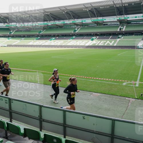 13.09.2026 - 21. swb-Marathon Bremen Michael Burmester http://msf.ph/oto/10489068 13.09.2026 10:39:53 Laufen im Stadion 10135, 10138, 10139, 10156, 10169, 10188, 10204, 10213, 10217, 10229, 10234, 10238, 10259, 10260, 10279, 10280, 10299, 10314, 10321, 10360, 10363, 10364, 10378, 10386, 10404, 10406, 10417, 10424, 10435, 10455, 10457, 10469, 10484, 10493, 10501, 10505, 10510, 10511, 10526, 10556, 10570, 10576, 10580, 10582, 10595, 10599, 10609, 10616, 10619, 10630, 10653, 10660, 10662, 10664, 10686, 10696, 10712, 10737, 10743, 10751 meine-sportfotos.de