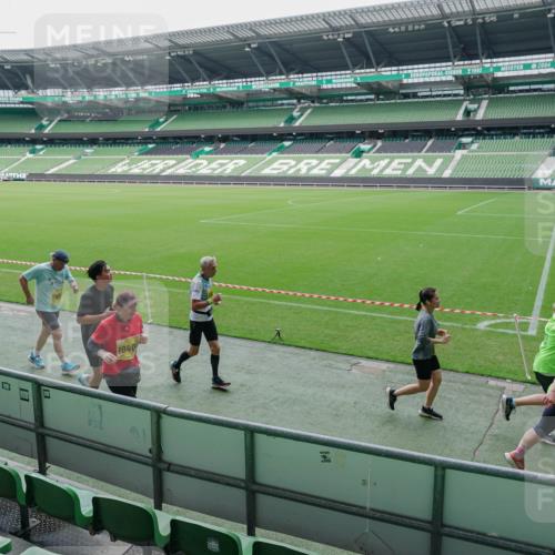 13.09.2026 - 21. swb-Marathon Bremen Michael Burmester http://msf.ph/oto/10489131 13.09.2026 10:41:02 Laufen im Stadion 10155, 10156, 10163, 10169, 10213, 10234, 10247, 10299, 10313, 10321, 10354, 10386, 10399, 10406, 10414, 10417, 10419, 10422, 10424, 10435, 10455, 10461, 10462, 10483, 10484, 10527, 10545, 10547, 10556, 10570, 10580, 10582, 10586, 10599, 10611, 10644, 10653, 10660, 10694, 10696, 10705, 10706, 10719, 10722, 10737, 10751, 10766, 10768, 10776, 10804, 10859, 10889, 11043, 11239 meine-sportfotos.de