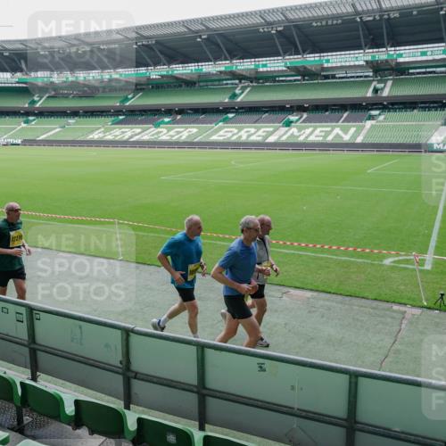 13.09.2026 - 21. swb-Marathon Bremen Michael Burmester http://msf.ph/oto/10489145 13.09.2026 10:41:20 Laufen im Stadion 10155, 10156, 10163, 10169, 10213, 10247, 10299, 10313, 10321, 10354, 10386, 10399, 10406, 10414, 10417, 10419, 10422, 10424, 10435, 10455, 10461, 10462, 10483, 10519, 10527, 10545, 10546, 10547, 10570, 10582, 10586, 10599, 10611, 10644, 10653, 10694, 10696, 10705, 10706, 10719, 10722, 10751, 10766, 10768, 10776, 10804, 10859, 10889, 10909, 10963, 10977, 11043, 11239 meine-sportfotos.de