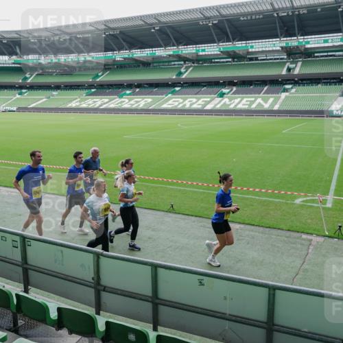 13.09.2026 - 21. swb-Marathon Bremen Michael Burmester http://msf.ph/oto/10489148 13.09.2026 10:41:23 Laufen im Stadion 10155, 10156, 10163, 10169, 10213, 10247, 10299, 10313, 10321, 10354, 10386, 10399, 10406, 10414, 10417, 10419, 10422, 10424, 10435, 10455, 10461, 10462, 10483, 10519, 10527, 10545, 10546, 10547, 10570, 10582, 10586, 10599, 10611, 10644, 10653, 10694, 10696, 10705, 10706, 10719, 10722, 10751, 10766, 10768, 10776, 10804, 10859, 10889, 10909, 10963, 10977, 11043, 11239 meine-sportfotos.de