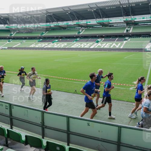 13.09.2026 - 21. swb-Marathon Bremen Michael Burmester http://msf.ph/oto/10489150 13.09.2026 10:41:25 Laufen im Stadion 10155, 10156, 10163, 10169, 10213, 10247, 10299, 10313, 10321, 10354, 10386, 10399, 10406, 10414, 10417, 10419, 10422, 10424, 10435, 10455, 10461, 10462, 10483, 10519, 10527, 10545, 10546, 10547, 10570, 10582, 10586, 10599, 10611, 10644, 10653, 10694, 10696, 10705, 10706, 10719, 10722, 10751, 10766, 10768, 10776, 10804, 10859, 10889, 10909, 10963, 10977, 11043, 11084, 11085, 11239 meine-sportfotos.de