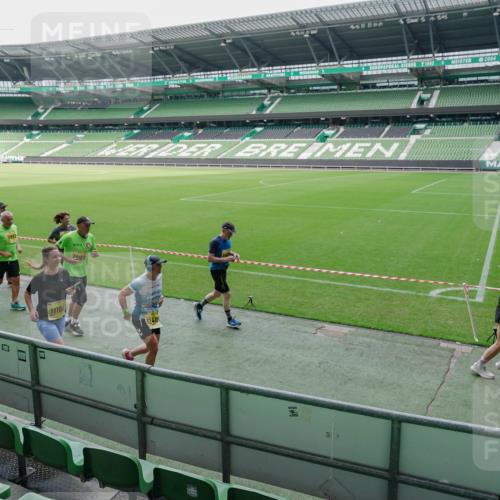 13.09.2026 - 21. swb-Marathon Bremen Michael Burmester http://msf.ph/oto/10489192 13.09.2026 10:42:11 Laufen im Stadion 10148, 10155, 10163, 10247, 10303, 10313, 10330, 10354, 10361, 10362, 10395, 10396, 10399, 10414, 10419, 10422, 10461, 10462, 10483, 10490, 10491, 10519, 10527, 10545, 10546, 10547, 10557, 10586, 10611, 10644, 10665, 10694, 10705, 10706, 10719, 10722, 10752, 10766, 10768, 10773, 10776, 10784, 10804, 10805, 10854, 10859, 10880, 10889, 10909, 10963, 10977, 11026, 11027, 11041, 11043, 11078, 11084, 11085, 11090, 11097, 11098, 11140, 11173, 11192, 11239 meine-sportfotos.de