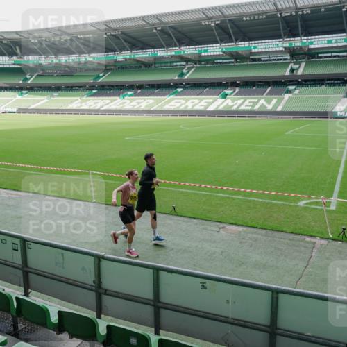 13.09.2026 - 21. swb-Marathon Bremen Michael Burmester http://msf.ph/oto/10489232 13.09.2026 10:42:56 Laufen im Stadion 10002, 10004, 10005, 10148, 10271, 10303, 10330, 10361, 10362, 10395, 10396, 10402, 10422, 10461, 10462, 10474, 10490, 10491, 10519, 10546, 10547, 10557, 10572, 10605, 10606, 10665, 10752, 10773, 10776, 10784, 10805, 10854, 10880, 10889, 10899, 10900, 10909, 10963, 10977, 11026, 11027, 11041, 11078, 11084, 11085, 11090, 11097, 11098, 11140, 11173, 11192, 11217, 11239, 11264, 11274, 11333, 11337, 11448, 11456, 11461, 11482, 11535 meine-sportfotos.de