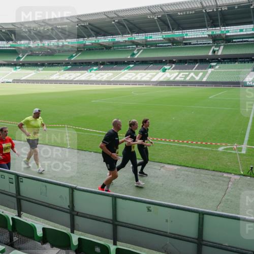13.09.2026 - 21. swb-Marathon Bremen Michael Burmester http://msf.ph/oto/10489347 13.09.2026 10:45:58 Laufen im Stadion 10137, 10161, 10192, 10194, 10202, 10242, 10344, 10430, 10472, 10524, 10535, 10568, 10600, 10651, 10679, 10713, 10895, 10970, 10979, 11050, 11081, 11181, 11200, 11244, 11296, 11309, 11367, 11457, 11495, 11529, 11530, 11546, 11574, 11675, 11709, 11760, 11808, 11821, 11932, 12057, 12089, 12151, 12153, 12177, 12178, 12211, 12224, 12226, 12285, 12311, 12316, 12317, 12321, 12374, 12422, 12462, 12539, 10002, 10148, 10303, 10330, 10361 meine-sportfotos.de