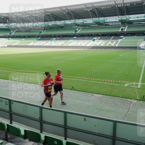 13.09.2026 - 21. swb-Marathon Bremen Michael Burmester http://msf.ph/oto/10489418 13.09.2026 10:49:07 Laufen im Stadion 10264, 10292, 10407, 10413, 10440, 10732, 10754, 10789, 10925, 11104, 11254, 11262, 11423, 11443, 11541, 11663, 11698, 11712, 11851, 11942, 11980, 12083, 12340, 12440, 12444, 12471, 12472, 12542, 12561, 10137, 10191, 10192, 10194, 10202, 10242, 10344, 10430, 10472, 10524, 10568, 10600, 10651, 10679, 10713, 10979, 11050, 11081, 11181, 11200, 11244, 11296, 11309, 11367, 11495, 11529, 11530, 11546, 11574, 11675, 11709, 11760, 11821, 12089, 12153, 12177, 12178 meine-sportfotos.de