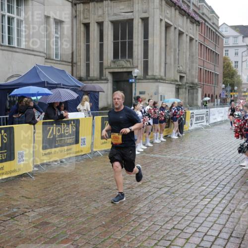 13.09.2026 - Kiel Lauf Yannick Fuchs http://msf.ph/oto/10489542 13.09.2026 11:41:15 Laufen 7263 meine-sportfotos.de