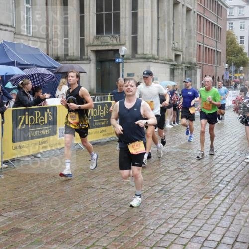 13.09.2026 - Kiel Lauf Yannick Fuchs http://msf.ph/oto/10489563 13.09.2026 11:41:28 Laufen 6420, 4162, 8210 meine-sportfotos.de