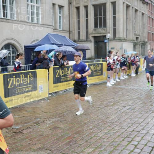 13.09.2026 - Kiel Lauf Yannick Fuchs http://msf.ph/oto/10489575 13.09.2026 11:41:34 Laufen 7 meine-sportfotos.de
