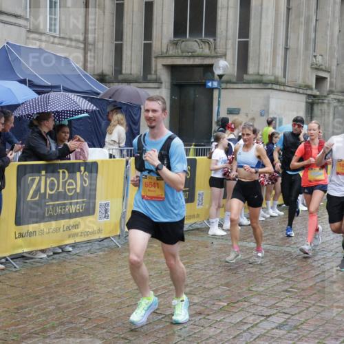 13.09.2026 - Kiel Lauf Yannick Fuchs http://msf.ph/oto/10489620 13.09.2026 11:42:04 Laufen 6641, 10201, 1066 meine-sportfotos.de