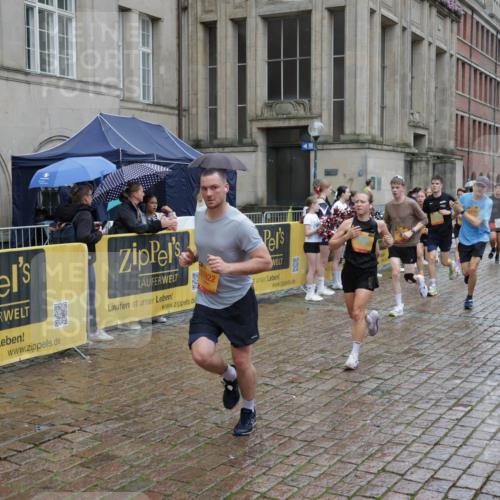 13.09.2026 - Kiel Lauf Yannick Fuchs http://msf.ph/oto/10489663 13.09.2026 11:42:40 Laufen 11922 meine-sportfotos.de