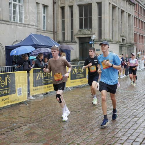 13.09.2026 - Kiel Lauf Yannick Fuchs http://msf.ph/oto/10489668 13.09.2026 11:42:42 Laufen 7374 meine-sportfotos.de