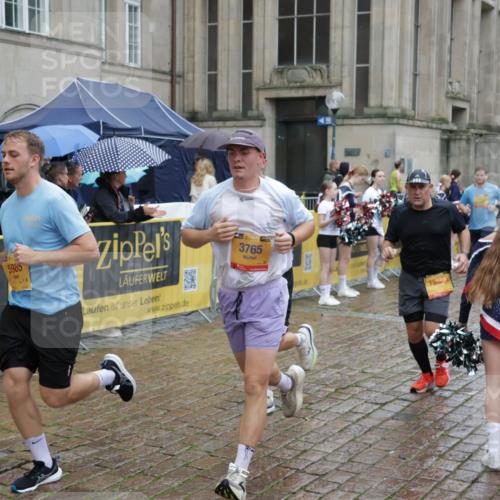 13.09.2026 - Kiel Lauf Yannick Fuchs http://msf.ph/oto/10489678 13.09.2026 11:42:48 Laufen 5985, 39, 3765, 1245 meine-sportfotos.de