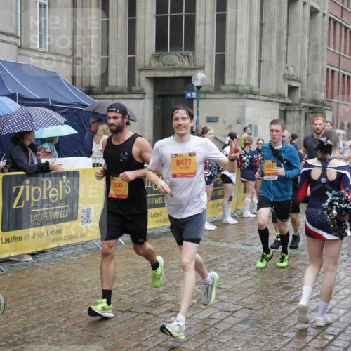13.09.2026 - Kiel Lauf Yannick Fuchs http://msf.ph/oto/10489686 13.09.2026 11:42:50 Laufen 4, 39, 7887, 500, 8427, 7453 meine-sportfotos.de