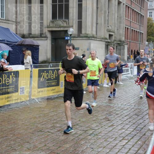 13.09.2026 - Kiel Lauf Yannick Fuchs http://msf.ph/oto/10489756 13.09.2026 11:43:20 Laufen 9482, 9012, 4825, 6348 meine-sportfotos.de
