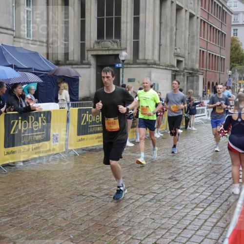 13.09.2026 - Kiel Lauf Yannick Fuchs http://msf.ph/oto/10489757 13.09.2026 11:43:20 Laufen 10, 9482, 9012, 6348 meine-sportfotos.de
