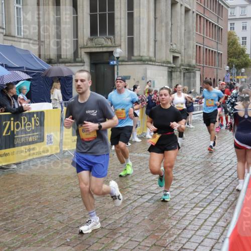 13.09.2026 - Kiel Lauf Yannick Fuchs http://msf.ph/oto/10489766 13.09.2026 11:43:23 Laufen 5550, 65 meine-sportfotos.de