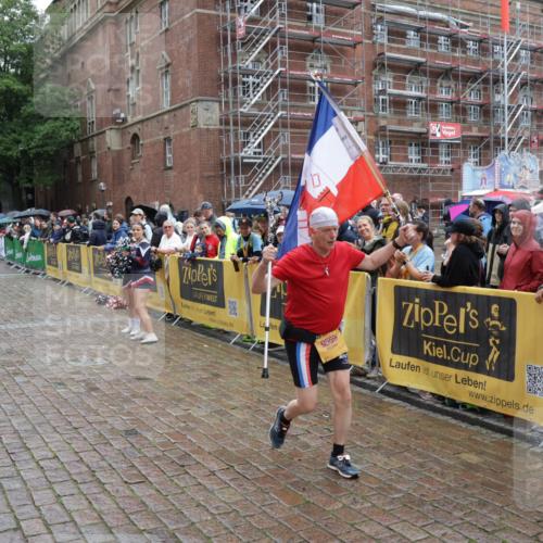 13.09.2026 - Kiel Lauf Yannick Fuchs http://msf.ph/oto/10489791 13.09.2026 11:43:41 Laufen 9569 meine-sportfotos.de