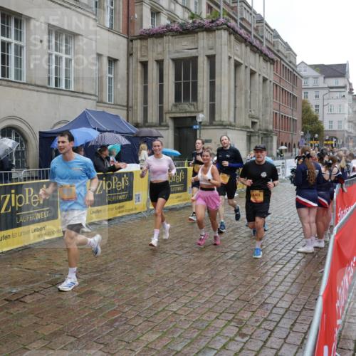 13.09.2026 - Kiel Lauf Yannick Fuchs http://msf.ph/oto/10489849 13.09.2026 11:44:10 Laufen 8401 meine-sportfotos.de