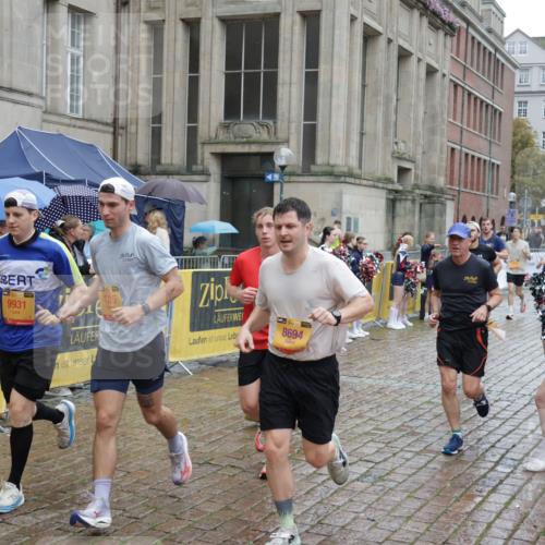 13.09.2026 - Kiel Lauf Yannick Fuchs http://msf.ph/oto/10489863 13.09.2026 11:44:18 Laufen 9931, 1315, 8694 meine-sportfotos.de