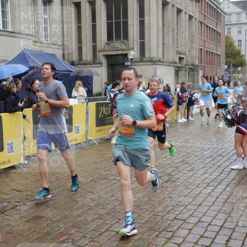 13.09.2026 - Kiel Lauf Yannick Fuchs http://msf.ph/oto/10490042 13.09.2026 11:45:35 Laufen 8937 meine-sportfotos.de