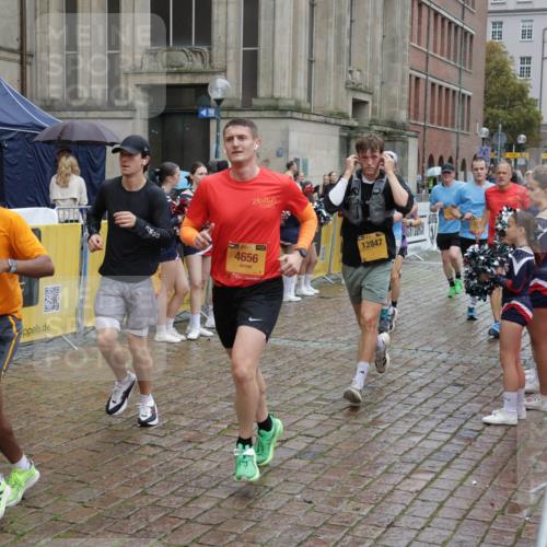 13.09.2026 - Kiel Lauf Yannick Fuchs http://msf.ph/oto/10490061 13.09.2026 11:45:43 Laufen 12847, 4656 meine-sportfotos.de