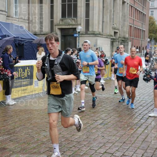 13.09.2026 - Kiel Lauf Yannick Fuchs http://msf.ph/oto/10490066 13.09.2026 11:45:44 Laufen 9730, 3736, 5708, 3944, 12847 meine-sportfotos.de