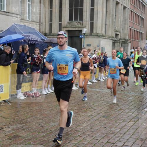 13.09.2026 - Kiel Lauf Yannick Fuchs http://msf.ph/oto/10490197 13.09.2026 11:46:41 Laufen 8874 meine-sportfotos.de