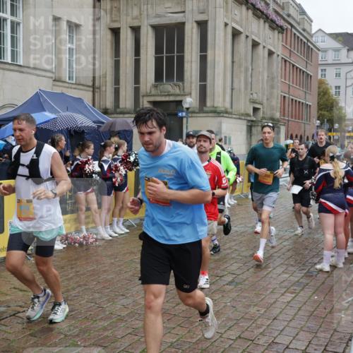 13.09.2026 - Kiel Lauf Yannick Fuchs http://msf.ph/oto/10490214 13.09.2026 11:46:47 Laufen 6076 meine-sportfotos.de