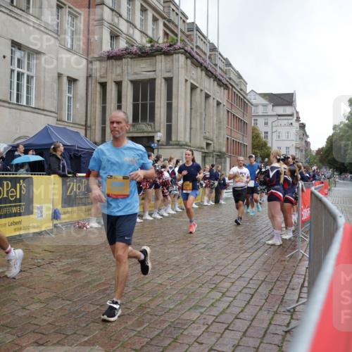 13.09.2026 - Kiel Lauf Yannick Fuchs http://msf.ph/oto/10490346 13.09.2026 11:47:49 Laufen 2537, 1, 38, 2986 meine-sportfotos.de