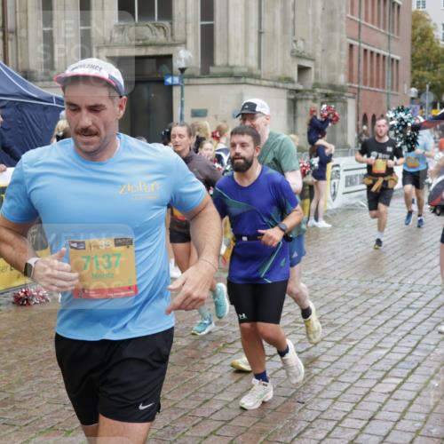 13.09.2026 - Kiel Lauf Yannick Fuchs http://msf.ph/oto/10490956 13.09.2026 11:51:39 Laufen 7137 meine-sportfotos.de
