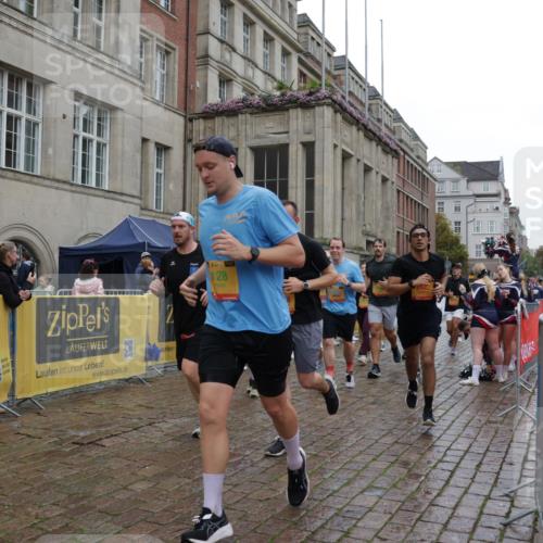 13.09.2026 - Kiel Lauf Yannick Fuchs http://msf.ph/oto/10491173 13.09.2026 11:53:47 Laufen 128 meine-sportfotos.de