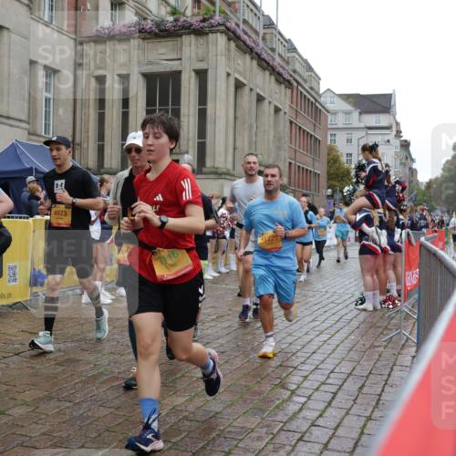 13.09.2026 - Kiel Lauf Yannick Fuchs http://msf.ph/oto/10491211 13.09.2026 11:54:11 Laufen 39, 3376, 4973, 7116, 1172 meine-sportfotos.de