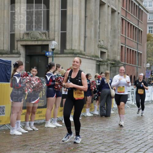 13.09.2026 - Kiel Lauf Yannick Fuchs http://msf.ph/oto/10491304 13.09.2026 11:55:05 Laufen 11665, 7500, 6218 meine-sportfotos.de
