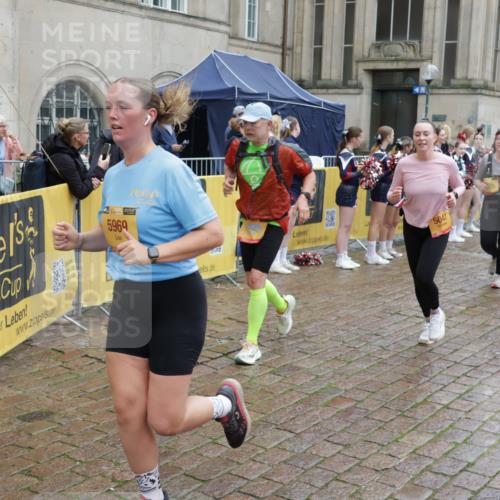 13.09.2026 - Kiel Lauf Yannick Fuchs http://msf.ph/oto/10491413 13.09.2026 11:56:15 Laufen 5969, 5047 meine-sportfotos.de