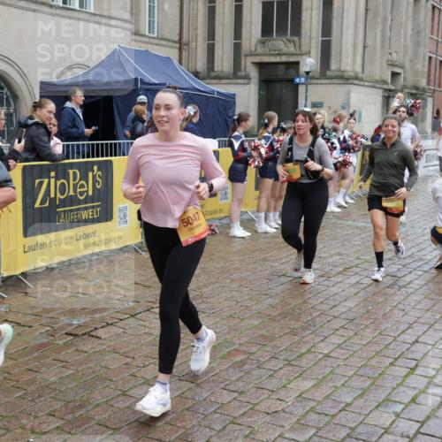 13.09.2026 - Kiel Lauf Yannick Fuchs http://msf.ph/oto/10491416 13.09.2026 11:56:16 Laufen 5047 meine-sportfotos.de
