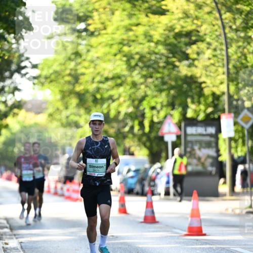 20.09.2026 - PSD Bank Halbmarathon Dr. Thomas Lammeyer http://msf.ph/oto/10491940 20.09.2026 10:30:33 Laufen 3171 meine-sportfotos.de