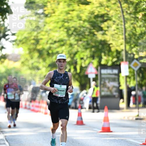 20.09.2026 - PSD Bank Halbmarathon Dr. Thomas Lammeyer http://msf.ph/oto/10491946 20.09.2026 10:30:33 Laufen 3171 meine-sportfotos.de