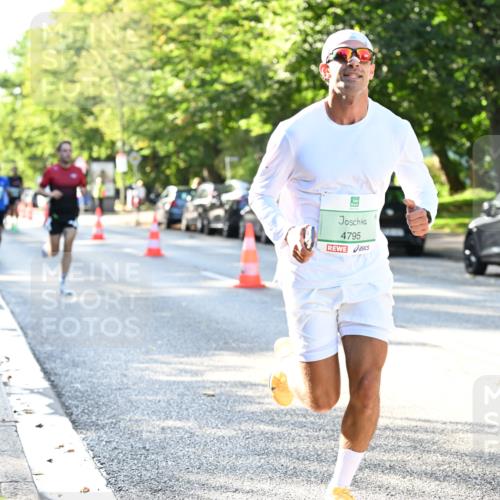 20.09.2026 - PSD Bank Halbmarathon Dr. Thomas Lammeyer http://msf.ph/oto/10492613 20.09.2026 10:33:29 Laufen 4795 meine-sportfotos.de
